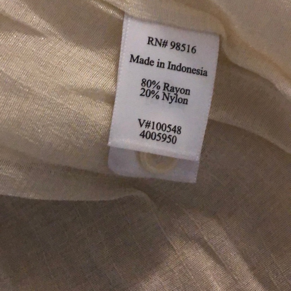 Button-up Long Sleeve - Picture 5 of 5